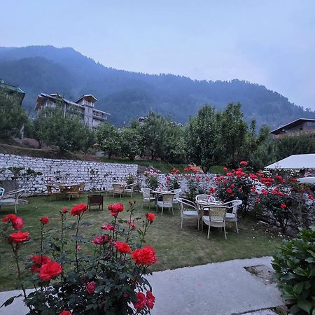 Hill River Resort By West Western Manāli Exteriör bild