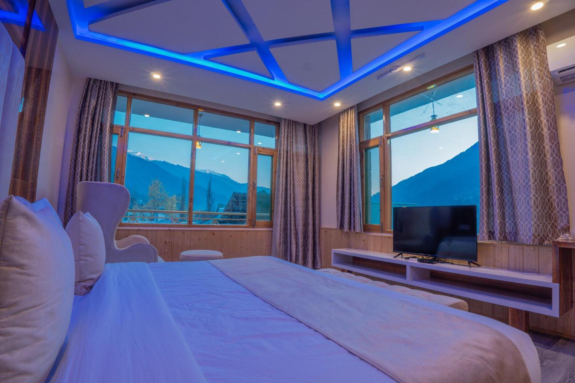 Hill River Resort By West Western Manāli Exteriör bild