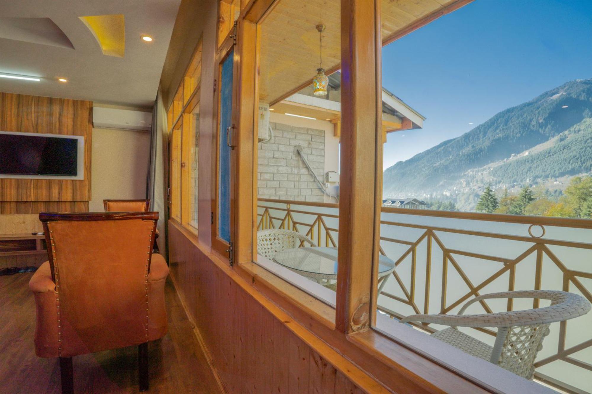 Hill River Resort By West Western Manāli Exteriör bild