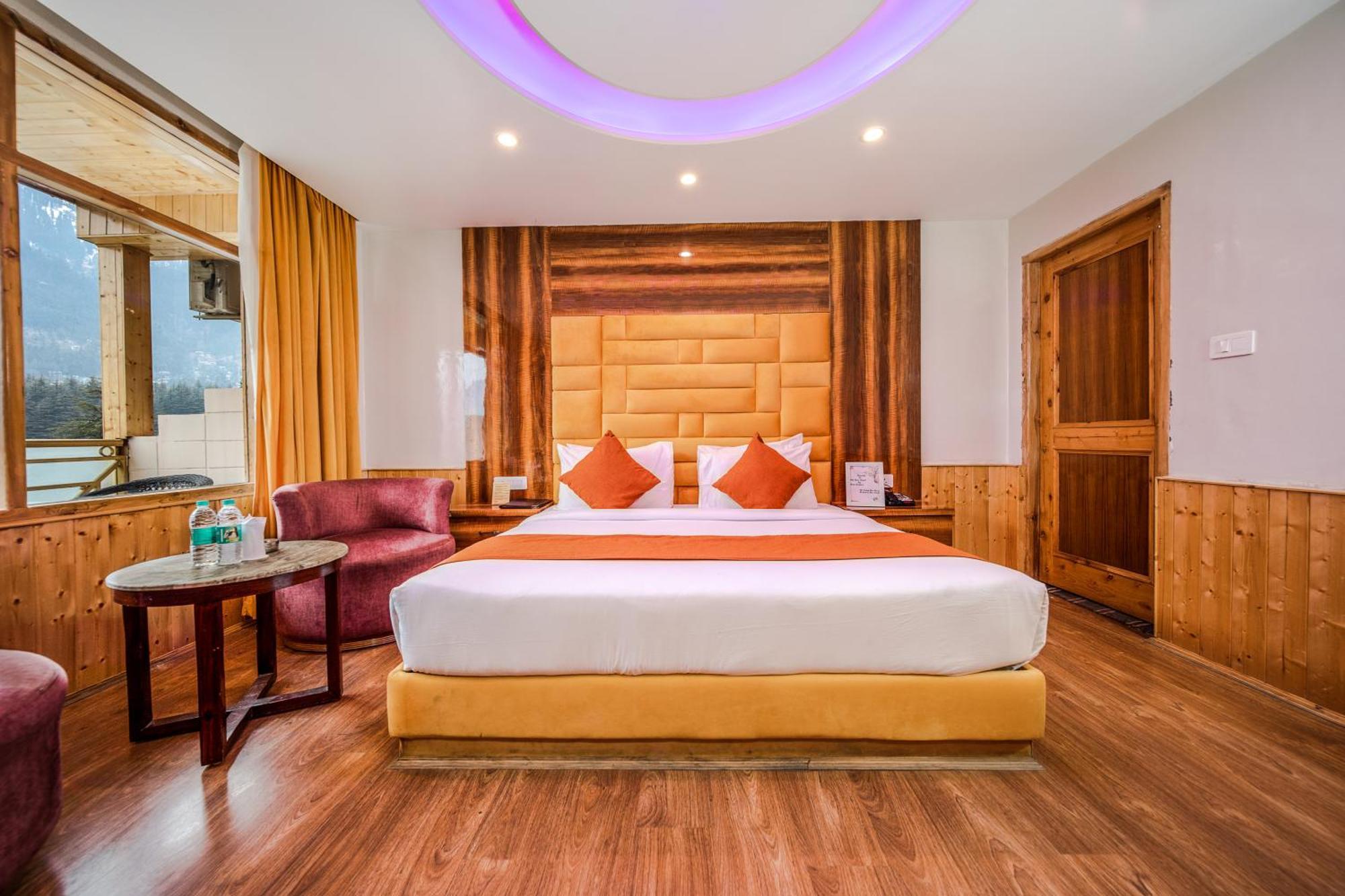 Hill River Resort By West Western Manāli Exteriör bild